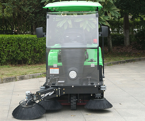 洗地機高效環(huán)保又省錢